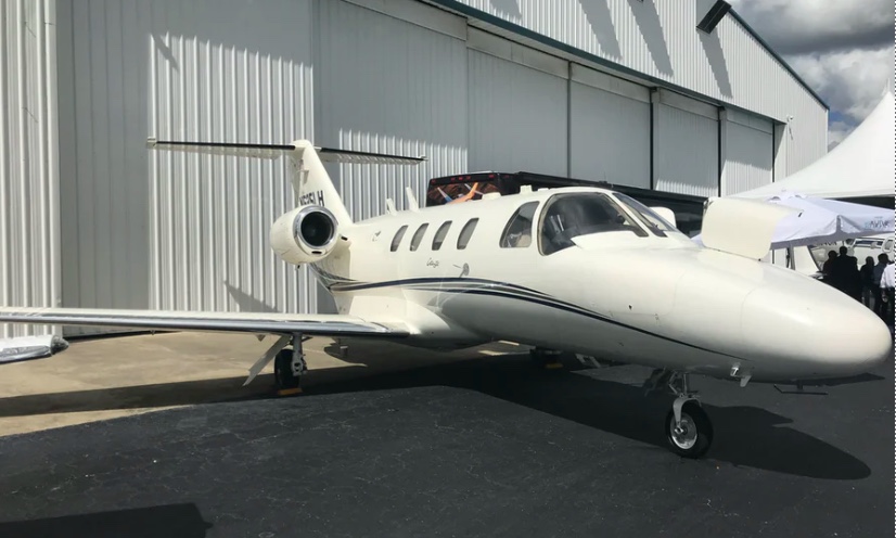 White_Corp_Jet_Hangar